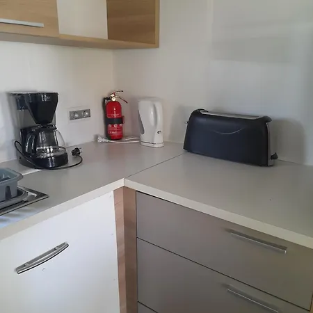 Mobilhome Spacieux Mh580 3ch Et Grande Terrasse