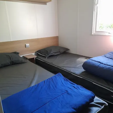 Mobilhome Spacieux Mh580 3ch Et Grande Terrasse